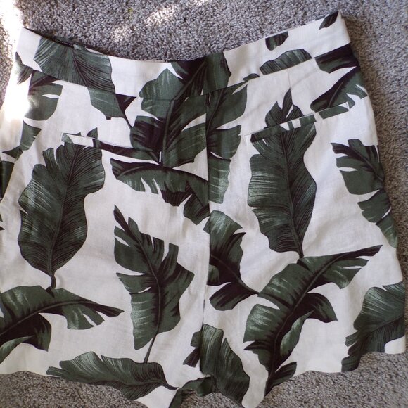 NWT Banana Republic linen blend shorts 12 - Picture 6 of 7